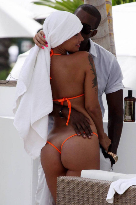 Amber rose