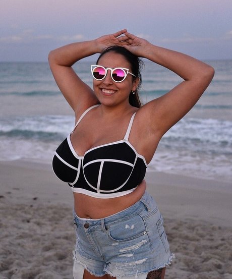 Nagie wyciekłe zdjęcie OnlyFans od Alexis