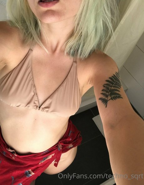 Nagie wyciekłe zdjęcie OnlyFans od Technosqrt
