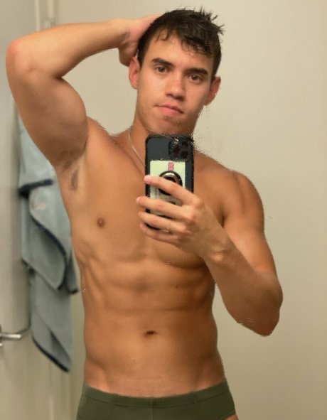 Nagie wyciekłe zdjęcie OnlyFans od Oliverhuntxxx