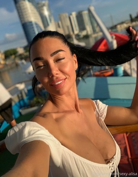 Sexy-Alisa