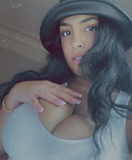 Nagie wyciekłe zdjęcie OnlyFans od Brasi Quinzel