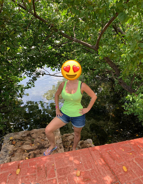 Secretpineapplebabe