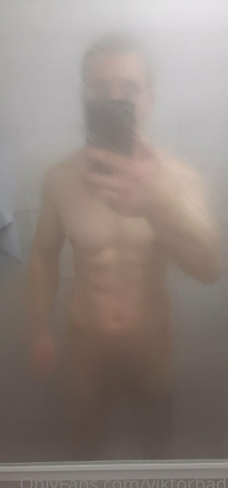Nagie wyciekłe zdjęcie OnlyFans od Viktorbad