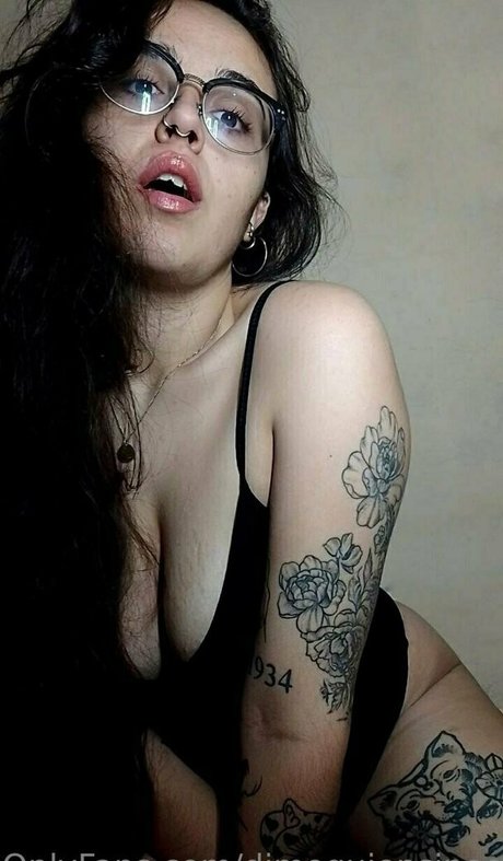Nagie wyciekłe zdjęcie OnlyFans od Dimequiensinoona