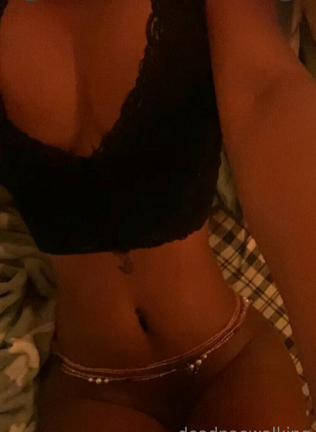 Nagie wyciekłe zdjęcie OnlyFans od Deadnaefree