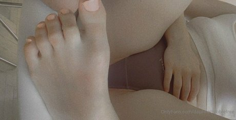 Nagie wyciekłe zdjęcie OnlyFans od Daphnebubblefree