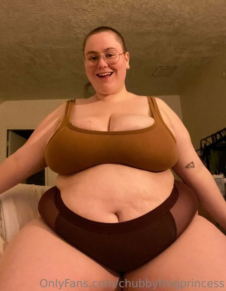 Bbwfrogprincess