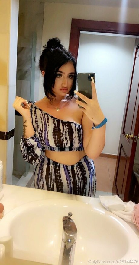Nagie wyciekłe zdjęcie OnlyFans od Cjay Natalie