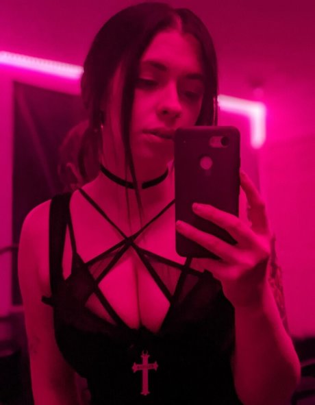 Nagie wyciekłe zdjęcie OnlyFans od Kawaiiinquisitor