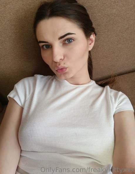 Freakykittyxxx