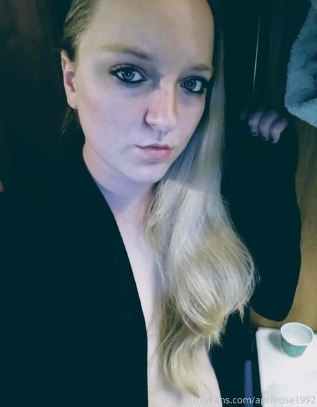 Aprilrose1992