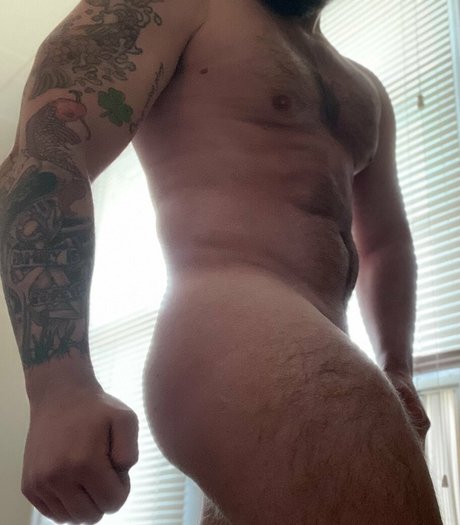 Nagie wyciekłe zdjęcie OnlyFans od Thecavemanxxx