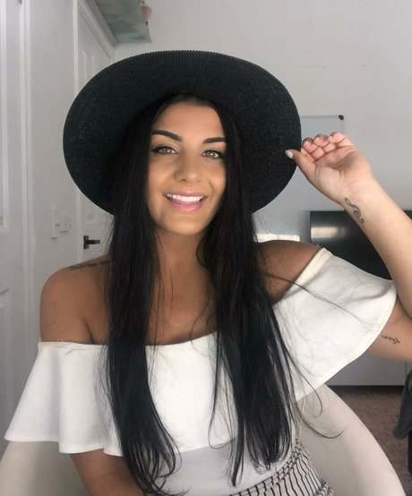 Nagie wyciekłe zdjęcie OnlyFans od Jesy Lee