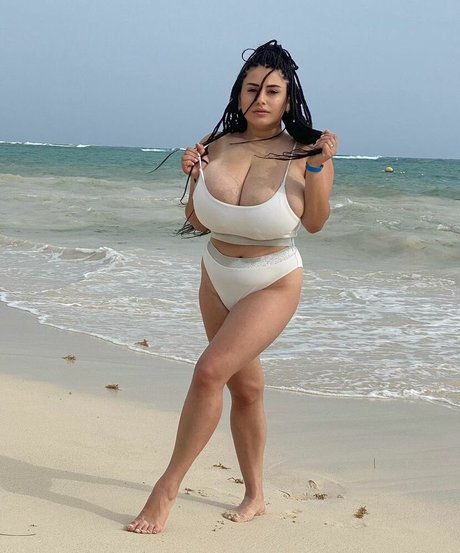 Nagie wyciekłe zdjęcie OnlyFans od Rozzzywow