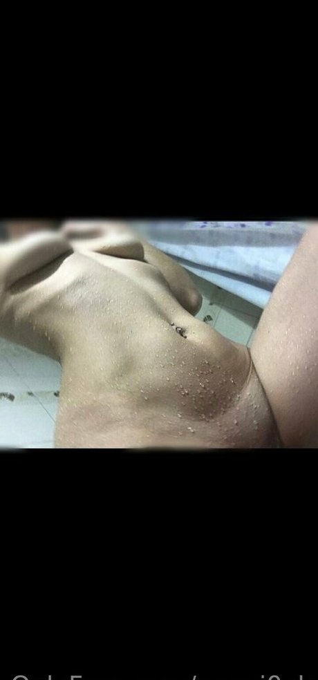 Nagie wyciekłe zdjęcie OnlyFans od Angui0ok