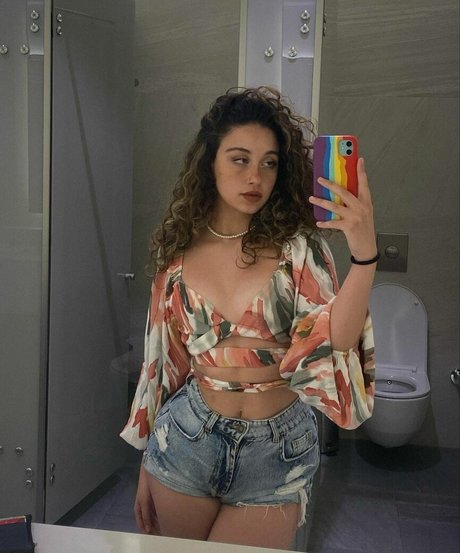 Nagie wyciekłe zdjęcie OnlyFans od Aleynakutluay