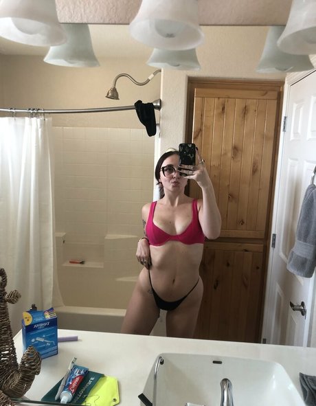 Nagie wyciekłe zdjęcie OnlyFans od Summersue22