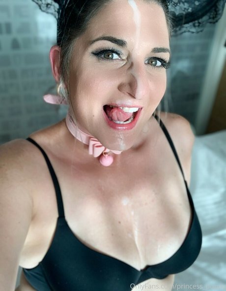 Nagie wyciekłe zdjęcie OnlyFans od Princesspoppy