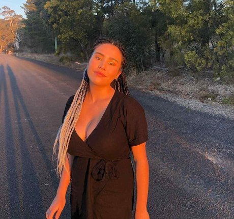 Nagie wyciekłe zdjęcie OnlyFans od Lotti Loka