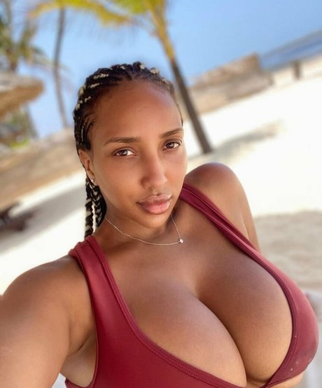 Nagie wyciekłe zdjęcie OnlyFans od Shayliving