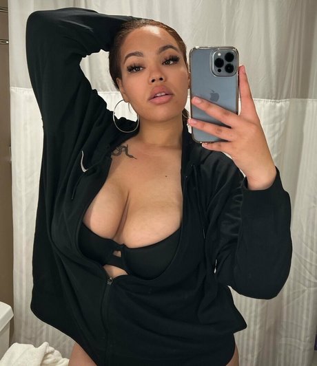 Nagie wyciekłe zdjęcie OnlyFans od Teeee