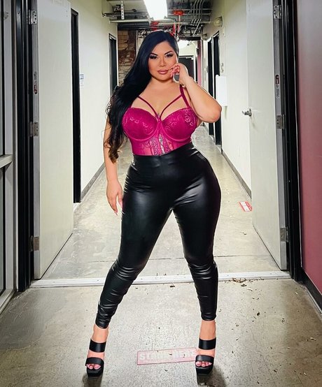 Nagie wyciekłe zdjęcie OnlyFans od Mizuki Brown