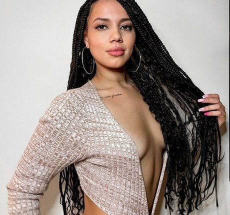 Nagie wyciekłe zdjęcie OnlyFans od Amanda Carvalho
