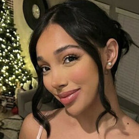 Nagie wyciekłe zdjęcie OnlyFans od Kiara Marie