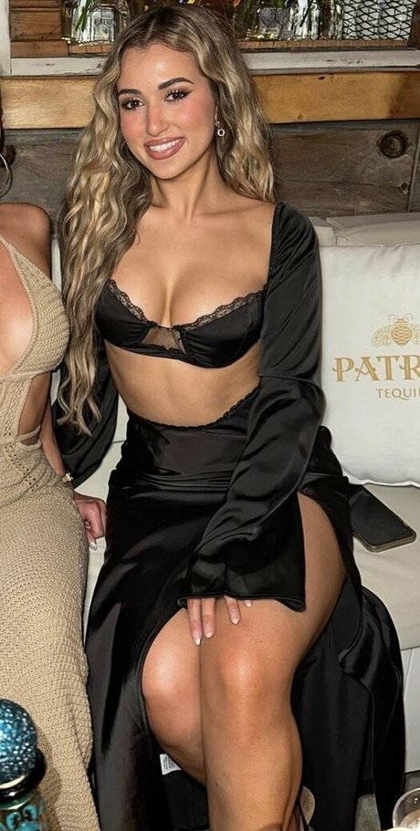 Nagie wyciekłe zdjęcie OnlyFans od Rachel Santana