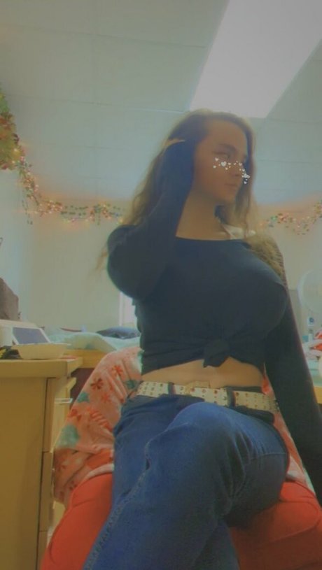 Nagie wyciekłe zdjęcie OnlyFans od Kylie