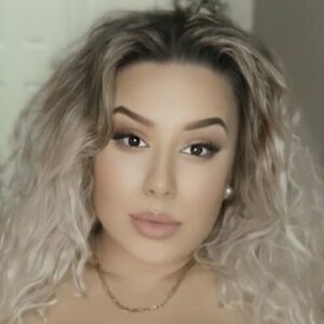 Nagie wyciekłe zdjęcie OnlyFans od Blondiemami
