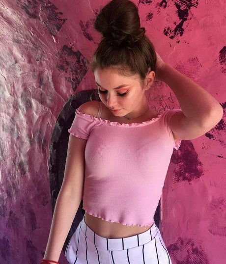 Lilyana Alexander