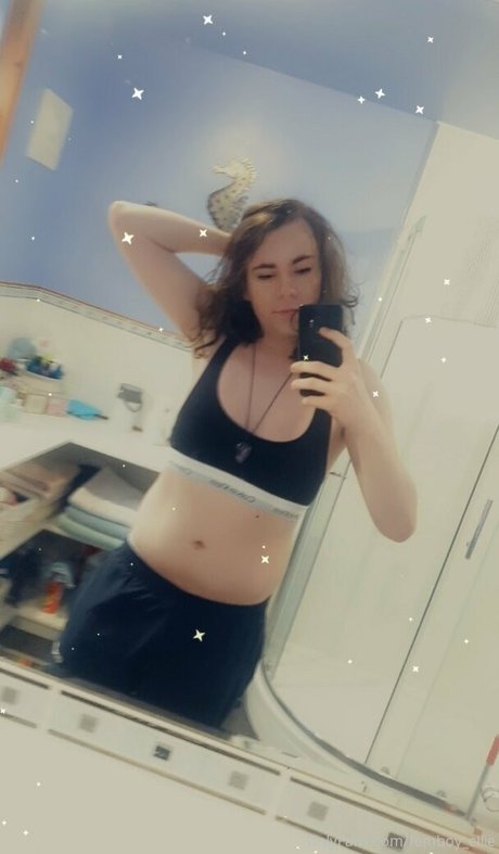 Nagie wyciekłe zdjęcie OnlyFans od Wedgiepupellie