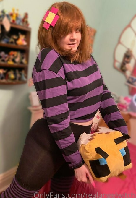 Nagie wyciekłe zdjęcie OnlyFans od Realangelwitch