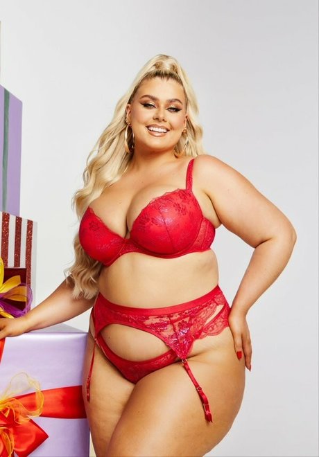 Nagie wyciekłe zdjęcie OnlyFans od Izzy Nicholls