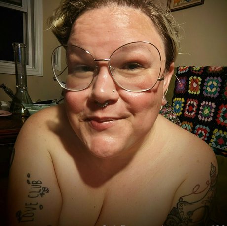 Nagie wyciekłe zdjęcie OnlyFans od Queergreer420