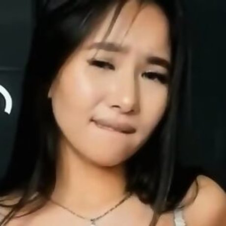Nagie wyciekłe zdjęcie OnlyFans od Aminaartin