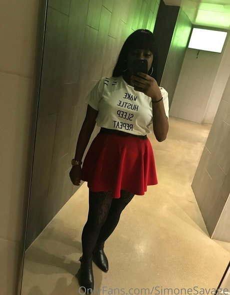 Nagie wyciekłe zdjęcie OnlyFans od Simonesavage