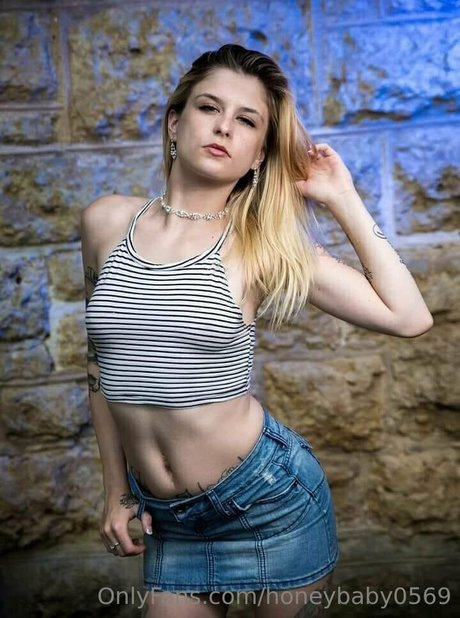 Nagie wyciekłe zdjęcie OnlyFans od Honeybaby0569