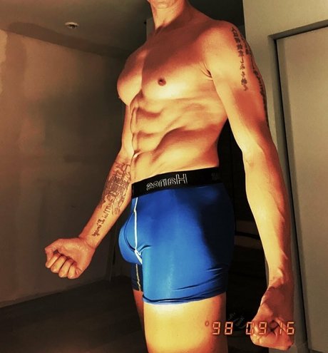 Nagie wyciekłe zdjęcie OnlyFans od Phenta8