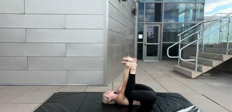 Nagie wyciekłe zdjęcie OnlyFans od Yogawithemily