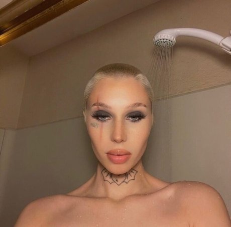 Nagie wyciekłe zdjęcie OnlyFans od Malory Malibu
