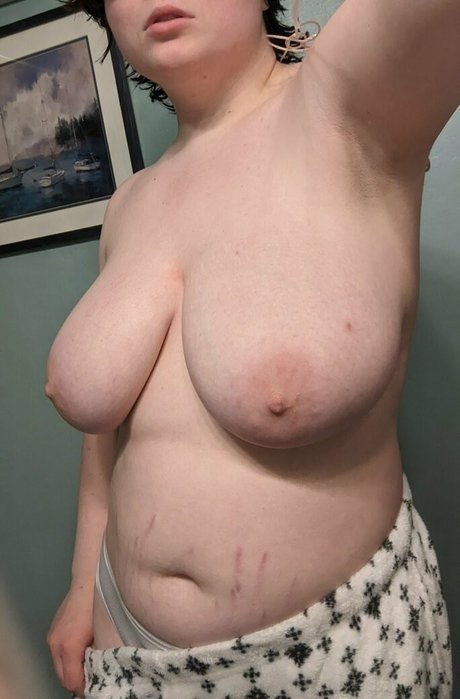 Nagie wyciekłe zdjęcie OnlyFans od Yeyeasyeyeas