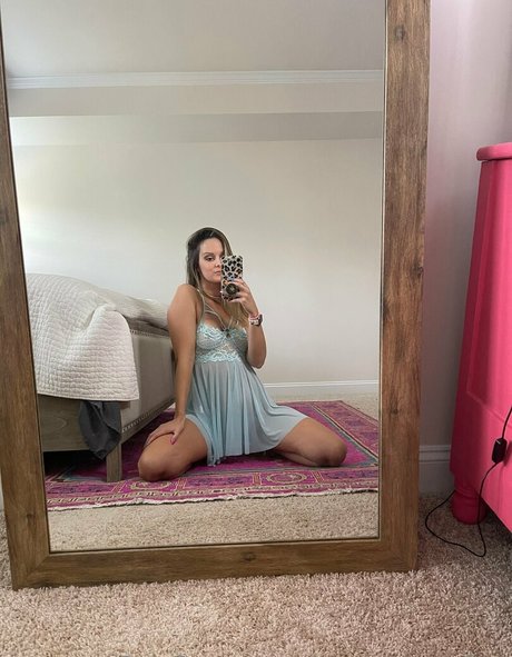 Nagie wyciekłe zdjęcie OnlyFans od Alexpeachperfect