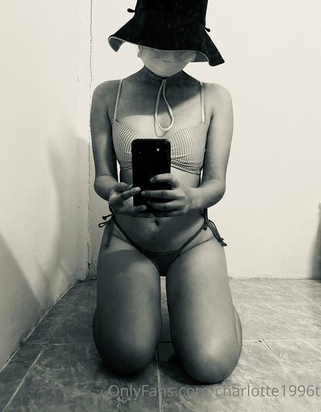 Nagie wyciekłe zdjęcie OnlyFans od Charlotte1996t