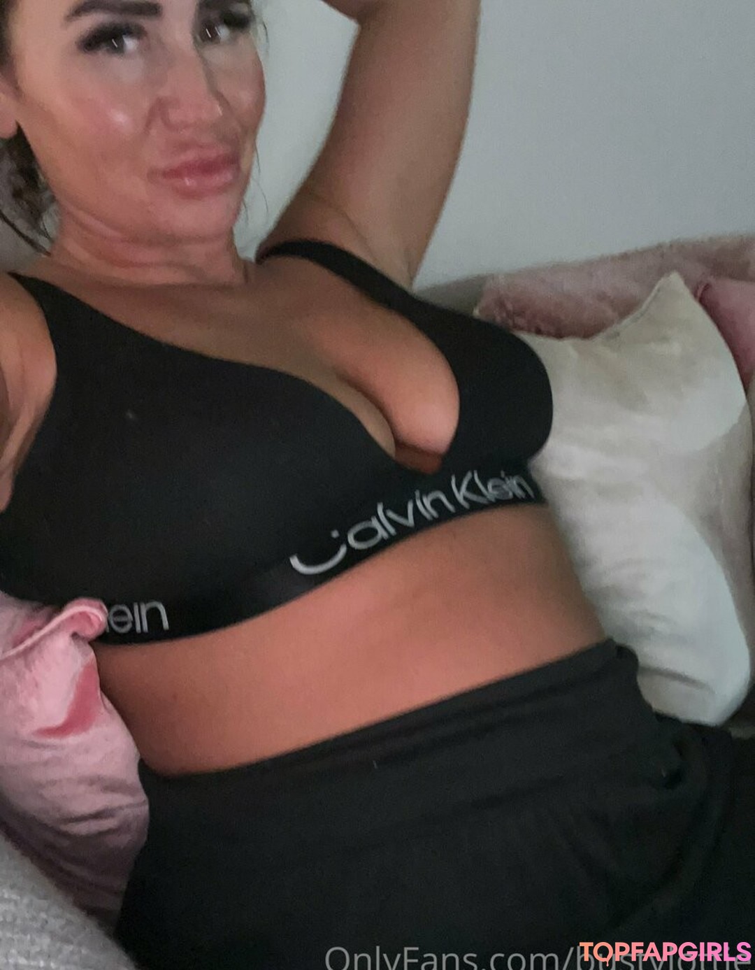 Nagie wyciekłe zdjęcie OnlyFans od Bustylottie #55 Nagie wyciekłe zdjęcie OnlyFans od Bustylottie #55