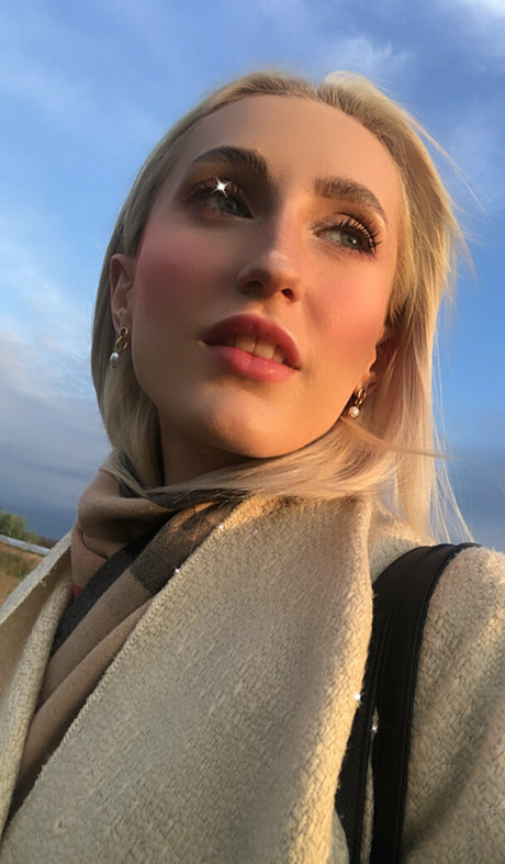 Nagie wyciekłe zdjęcie OnlyFans od Littleponnypink