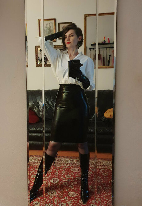 Nagie wyciekłe zdjęcie OnlyFans od Mistresselena