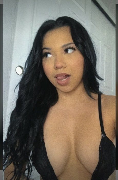 Nagie wyciekłe zdjęcie OnlyFans od Darlizzzzzzle